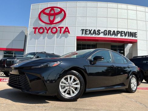 Used 2026 Toyota Camry LE FWD image 2