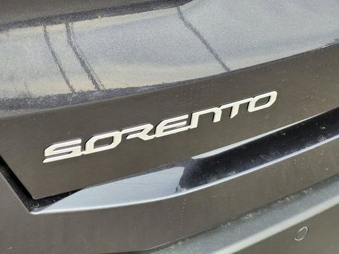 New 2026 Kia Sorento S w/ S Panoramic Sunroof Package image 6