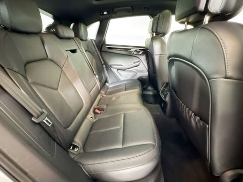 Used 2024 Porsche Macan Turbo image 25