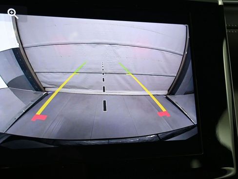 New 2025 Jeep Grand Cherokee L Altitude image 18