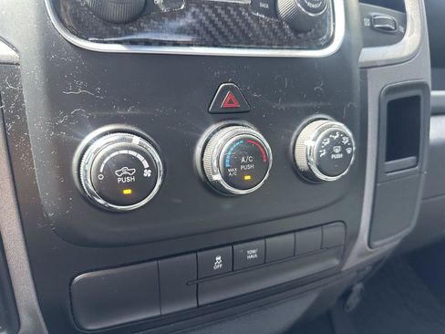 Used 2018 RAM 1500 Express w/ Express Value Package AWD/4WD image 22