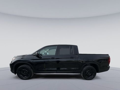 Used 2025 Honda Ridgeline Sport+ image 2