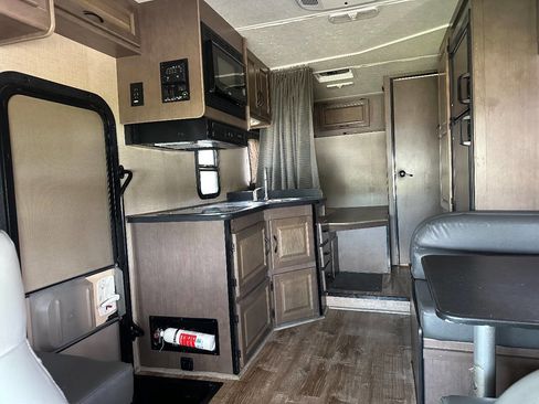 Used 2017 Ford E-350 and Econoline 350 Super Duty w/ Motorhome Prep Package image 13