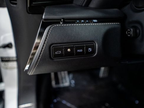 Used 2018 Lexus LC 500 Coupe w/ Performance Package image 35