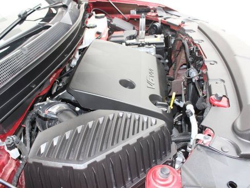 Used 2023 Chevrolet Traverse LT FWD image 40