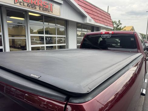 Used 2017 RAM 2500 Tradesman w/ Chrome Appearance Group AWD/4WD image 10