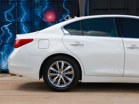 Used 2014 INFINITI Q50 Premium w/ Navigation Package RWD image 20
