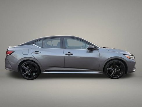 Used 2022 Nissan Sentra SR image 6