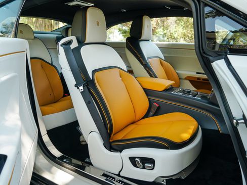 New 2025 Rolls-Royce Spectre Black Badge AWD/4WD image 28