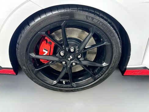 Certified 2026 Hyundai Elantra N FWD image 30