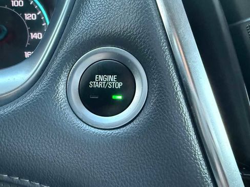 Used 2020 Chevrolet Traverse Premier image 20