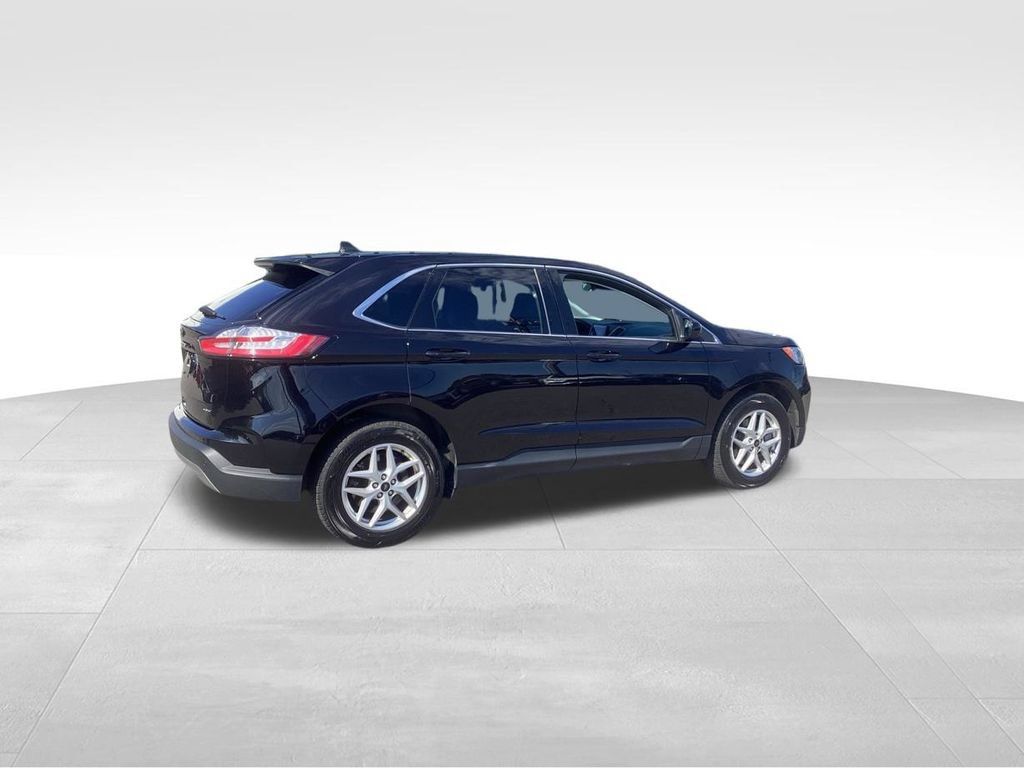 Used 2024 Ford Edge SEL AWD/4WD image 6