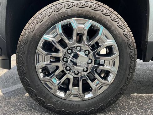 New 2026 GMC Sierra 2500 Denali w/ Denali Reserve Package AWD/4WD image 22