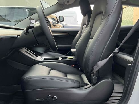 Used 2021 Tesla Model 3 Long Range AWD/4WD image 32