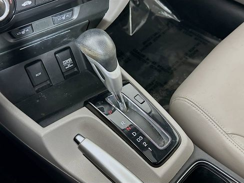 Used 2013 Honda Civic EX-L image 19