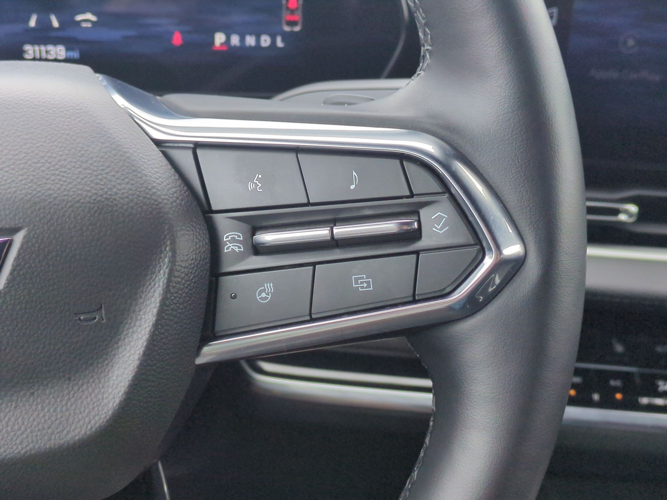 Used 2025 Chevrolet Equinox LT w/ Convenience Package II AWD/4WD image 18