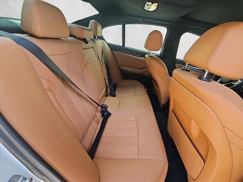 Used 2023 BMW 530i w/ Convenience Package RWD image 18