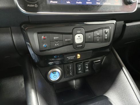Used 2020 Nissan Leaf SV Plus w/ SV All Weather Package FWD image 24