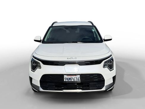 Used 2024 Kia Niro Wind FWD image 8