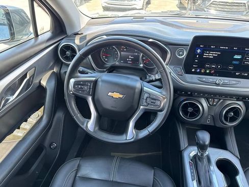 Used 2024 Chevrolet Blazer LT FWD image 18