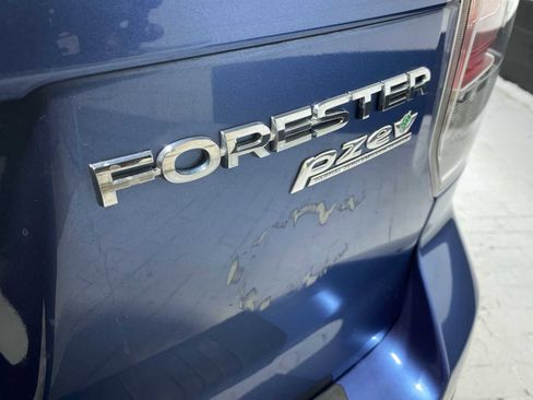 Used 2017 Subaru Forester 2.5i Premium image 7