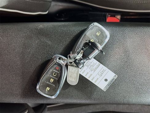 Used 2022 Chevrolet TrailBlazer LT image 35