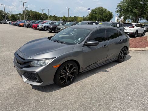 Used 2018 Honda Civic Sport image 11