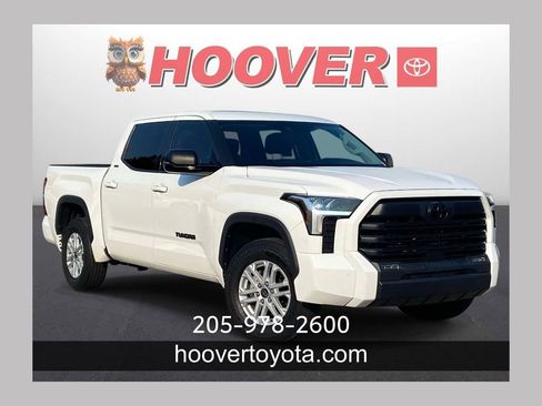 Used 2023 Toyota Tundra SR5 w/ SR5 Premium Package RWD image 1