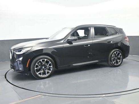 Used 2025 BMW X3 xDrive30i AWD/4WD image 2