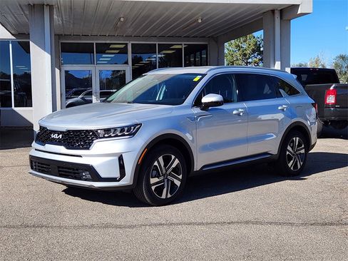 Used 2024 Kia Sorento EX image 4