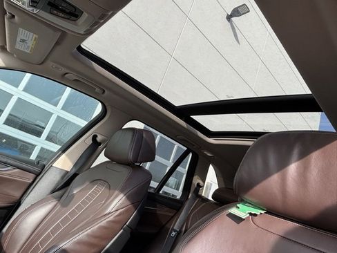 Used 2016 BMW X5 xDrive40e image 12