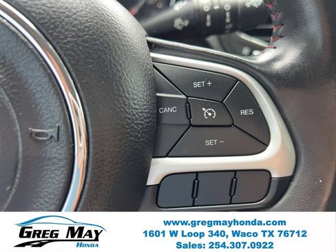 Used 2020 Jeep Compass Trailhawk AWD/4WD image 27