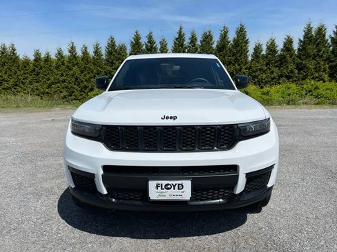 Used 2023 Jeep Grand Cherokee L Laredo AWD/4WD image 8