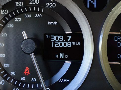 Used 2008 Aston Martin V8 Vantage Coupe image 41