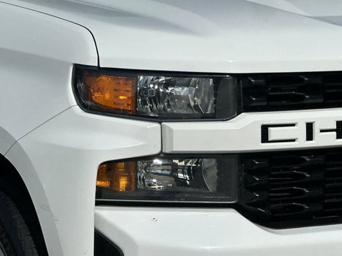 Used 2021 Chevrolet Silverado 1500 Custom RWD image 32