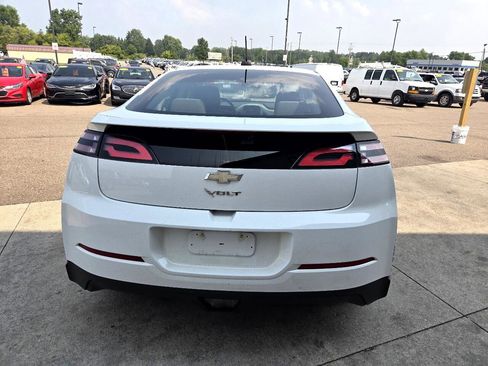 Used 2015 Chevrolet Volt image 6