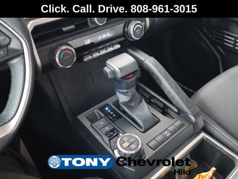 Used 2024 Toyota Tacoma TRD Sport AWD/4WD image 17