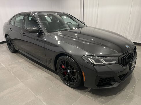 Certified 2023 BMW 540i xDrive w/ M Sport Package image 3
