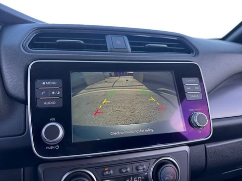 Used 2024 Nissan Leaf S image 13