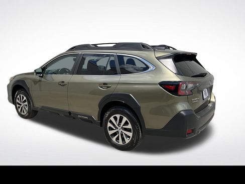 Used 2025 Subaru Outback Premium w/ Popular Package #1A AWD/4WD image 14
