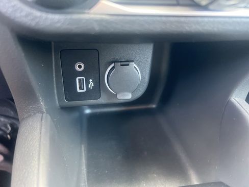 Used 2022 Nissan Kicks S FWD image 53