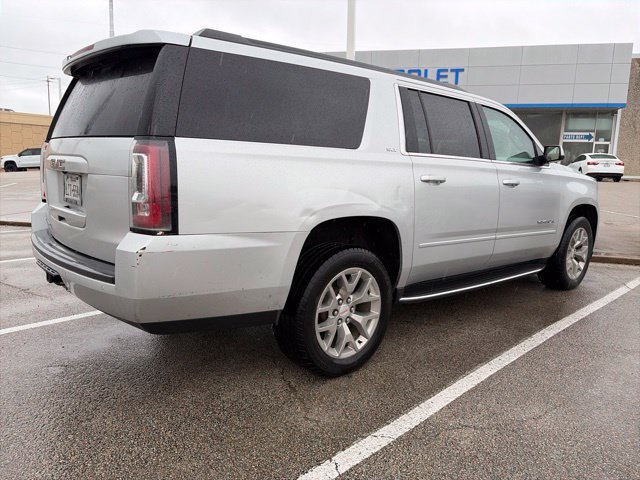 Used 2018 GMC Yukon XL SLT RWD image 3