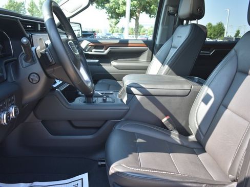 Used 2023 GMC Sierra 1500 Denali w/ Technology Package AWD/4WD image 17
