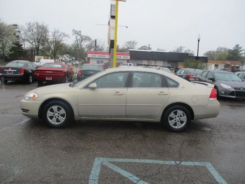 Used 2008 Chevrolet Impala LT w/ Luxury Edition Package FWD image 4