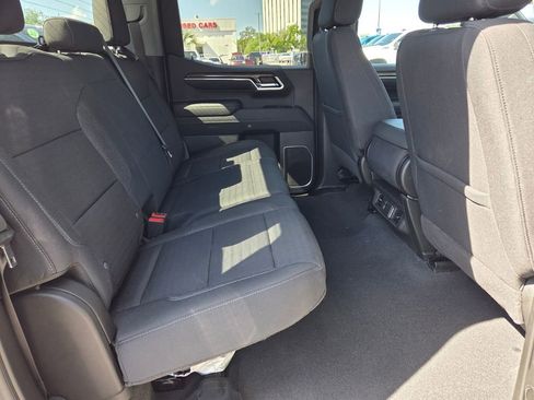 Certified 2023 Chevrolet Silverado 1500 LT AWD/4WD image 15