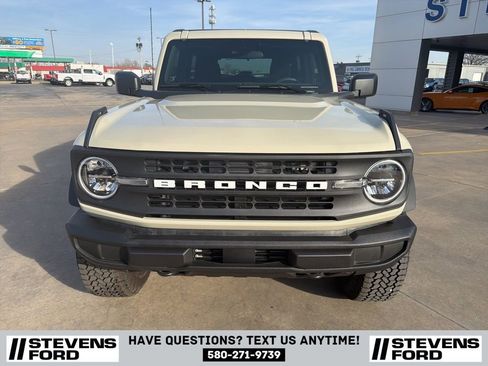 Used 2025 Ford Bronco 2-Door w/ Sasquatch Package image 4