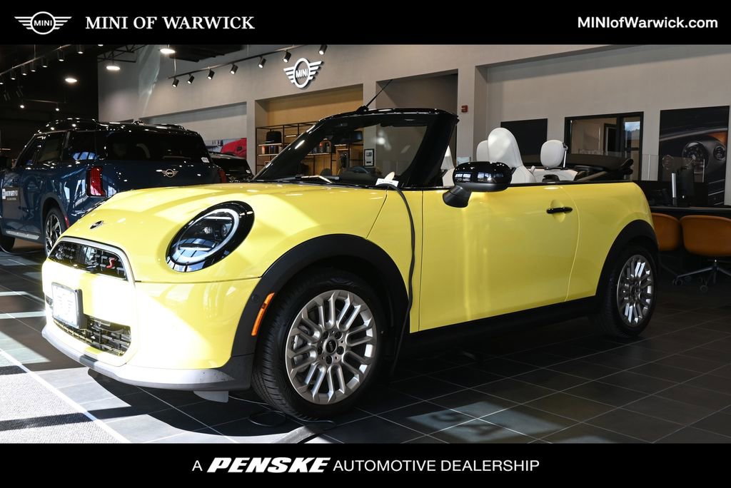 Used 2026 MINI Cooper S FWD image 1