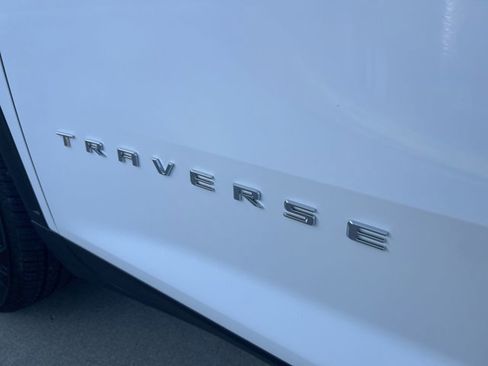 New 2026 Chevrolet Traverse LT w/ LPO, Floor Liner Package image 32