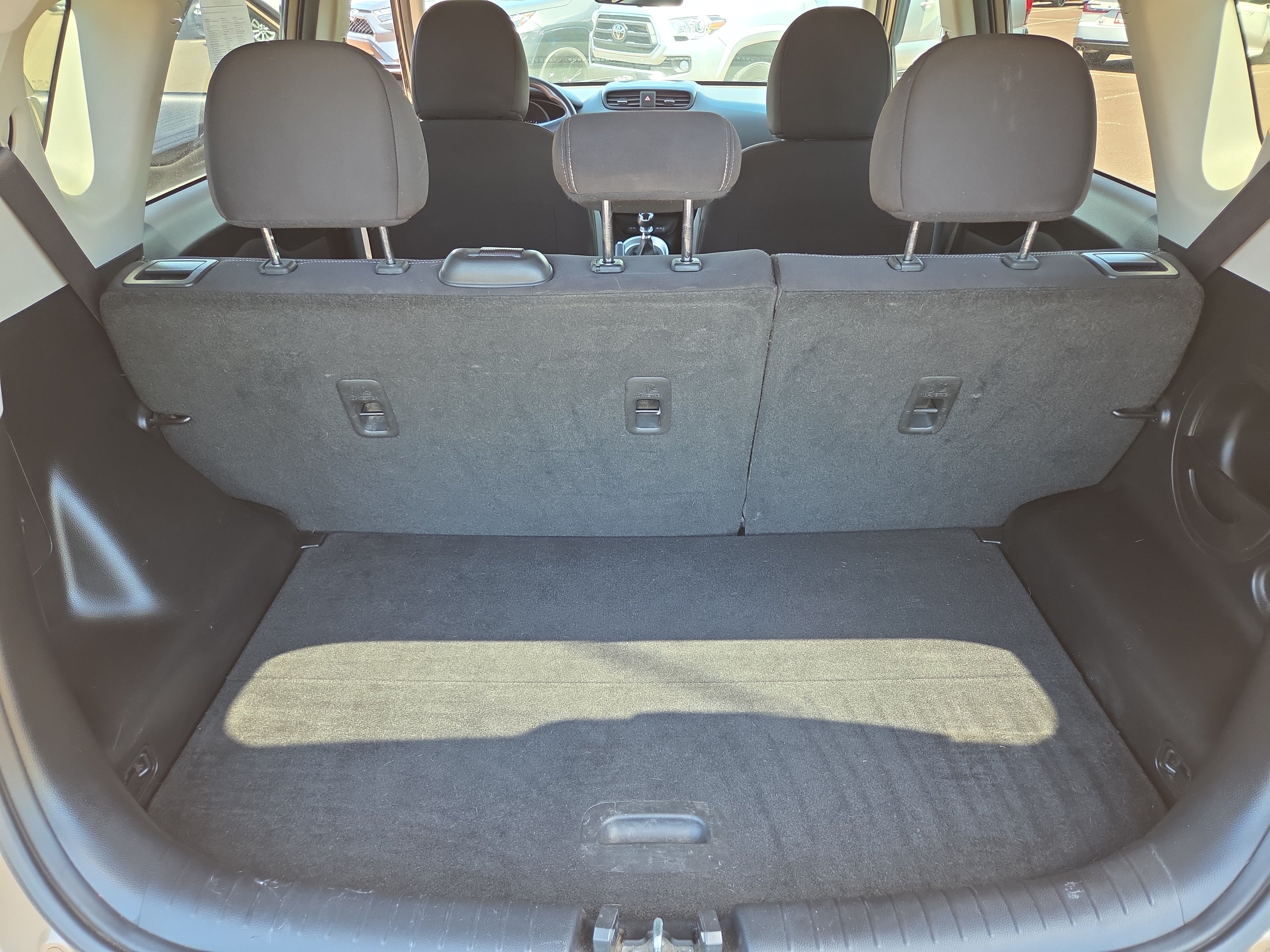 Used 2015 Kia Soul FWD image 29