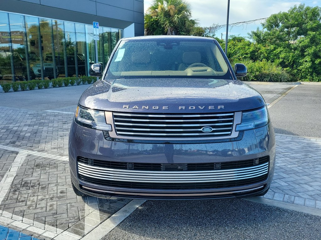 New 2026 Land Rover Range Rover SV AWD/4WD image 8